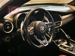 الفا روميو Giulia